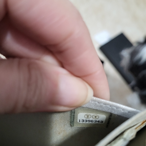 chanel black camellia lambskin leather wallet with box - Picture 16 of 16